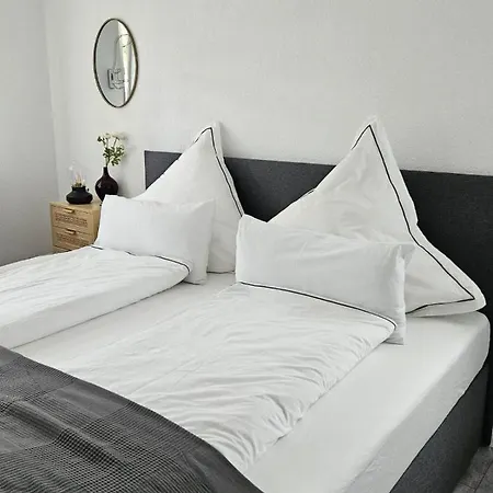 Weinstadt Monteurwohnnung Ferienwohnung Экстерьер фото