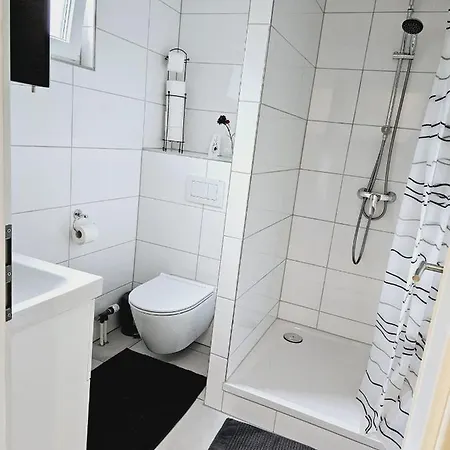 Weinstadt Monteurwohnnung Ferienwohnung Экстерьер фото